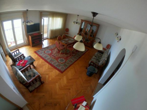 Apartament Tedy2,Faleza Nord Apartament 3 camere cu vedere la mare